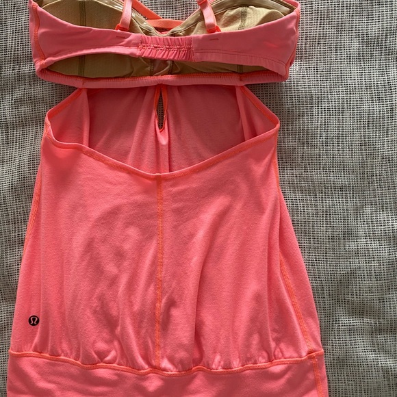 Training top - Picture 3 of 5